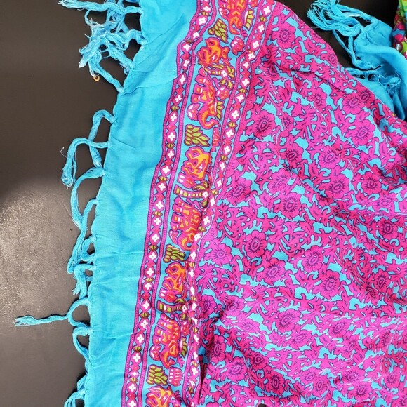 Gorgeous Multicolored Scarf; 40 x 64 inches; decor and fringe on edges - Picture 4 of 5